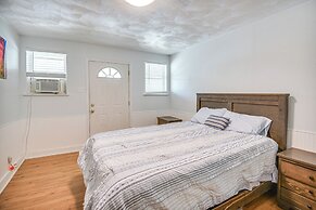 Walk to Beach & Chesapeake Bay: Norfolk Retreat!