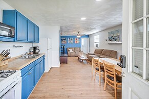 Walk to Beach & Chesapeake Bay: Norfolk Retreat!