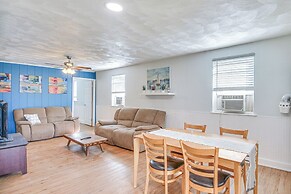 Walk to Beach & Chesapeake Bay: Norfolk Retreat!