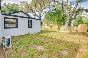 Stroll to Shore: Retreat w/ Yard in Daytona Beach
