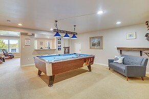 Fish & Hike: Apartment w/ Pool Table in Ketchikan!