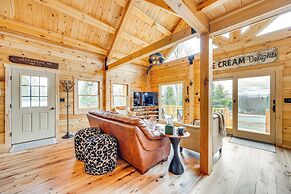 White Mtn Views: Idyllic Log Cabin in Jefferson!