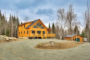 White Mtn Views: Idyllic Log Cabin in Jefferson!