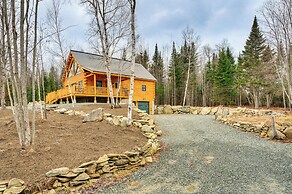 White Mtn Views: Idyllic Log Cabin in Jefferson!