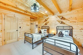 White Mtn Views: Idyllic Log Cabin in Jefferson!