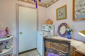 < 1 Mi to Old Town Lansing: Home w/ Furnished Deck