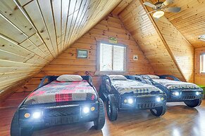 Three Bears Resort Home w/ Perks + Outdoor Spots!