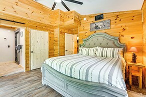 Modern Creek-front Cabin w/ Deck & Views in Murphy