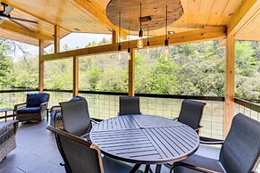 Modern Creek-front Cabin w/ Deck & Views in Murphy