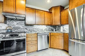 2 Mi to Sand Valley: Family Getaway w/ Deck!
