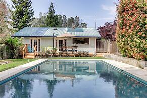 Pool, Deck: Wine Country Hideaway in Middletown!