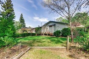 Pool, Deck: Wine Country Hideaway in Middletown!