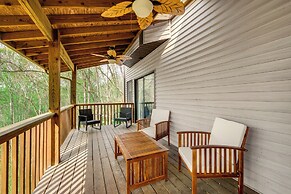 10 Mi to Waynesville: Cabin w/ Hot Tub & Mtn Views