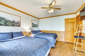 10 Mi to Waynesville: Cabin w/ Hot Tub & Mtn Views