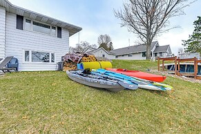 Dock, Deck & View: Lakefront Chippewa Falls Studio
