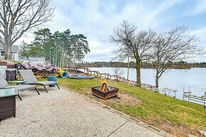 Dock, Deck & View: Lakefront Chippewa Falls Studio