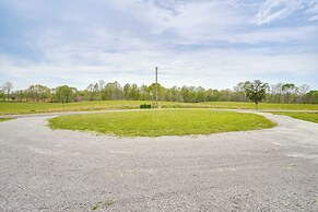 5 Mi to Lake Barkley: Secluded Retreat in Kuttawa