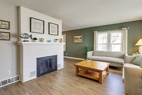 Walk to Private Beach & Boat Launch: Mayfield Home