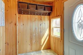 Walk to Private Beach & Boat Launch: Mayfield Home