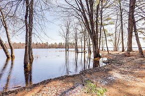 Walk to Private Beach & Boat Launch: Mayfield Home