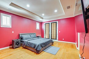 5 Mi to Dtwn Modesto: Family Home w/ Patio!