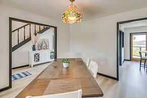 Walk to Marina: Water-view Dale Hollow Lake Escape