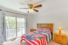 Balcony & Fire Pit: Home on Lake of Ozarks!