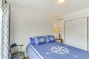 Balcony & Fire Pit: Home on Lake of Ozarks!