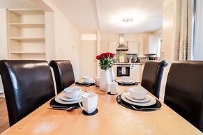 2 Bed Apartment in Russell Square