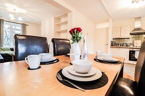 2 Bed Apartment in Russell Square