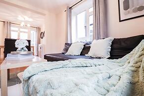 2 Bed Apartment in Russell Square