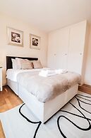 2 Bed Apartment in Russell Square