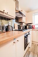 2 Bed Apartment in Russell Square