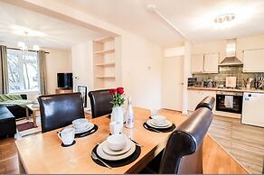 2 Bed Apartment in Russell Square