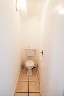 Lovely 3 Bedroom Maisonette