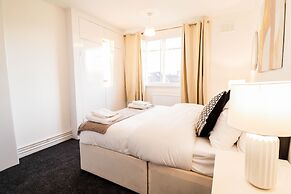 Lovely 3 Bedroom Maisonette