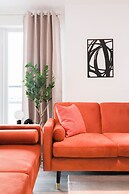 Stunning Riverside Apartment