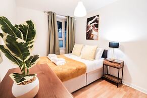 Gorgeous 3 Bedroom Hampstead Property