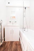 Gorgeous 3 Bedroom Hampstead Property