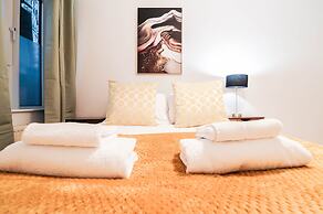 Gorgeous 3 Bedroom Hampstead Property