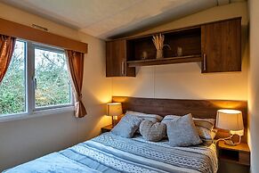Chalet in Cornwall Near Kynance Cove