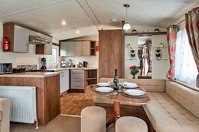 Chalet in Cornwall Near Kynance Cove