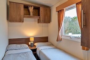 Chalet in Cornwall Near Kynance Cove