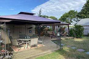 Coastal Cottage Retreat Steps From The Beach 2 Bedroom Cottage