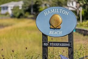 Coastal Cottage Retreat Steps From The Beach 2 Bedroom Cottage