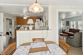 Coastal Cottage Retreat Steps From The Beach 2 Bedroom Cottage
