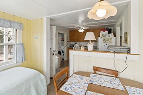 Coastal Cottage Retreat Steps From The Beach 2 Bedroom Cottage