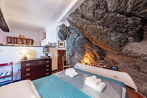 Antica Roccia Apartment In Vernazza