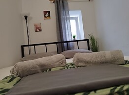 Apartment Leo Povile