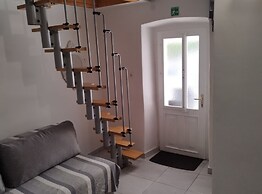 Apartment Leo Povile